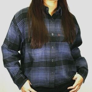 Levi's Cropped Plaid Shirt in Blue and Black